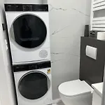 Debowe Wzgorze 10 *